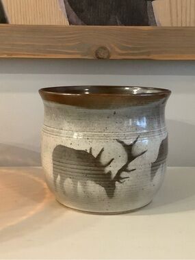Beautiful Artisan Crafted Elk Pottery Bowl One of a Kind